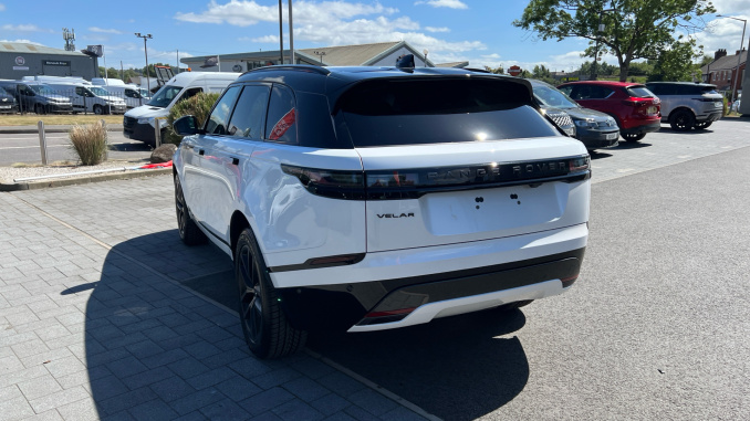 Land Rover Range Rover Velar 2.0 D200 MHEV Belgravia Edition 5dr Auto Diesel Estate - Image 27